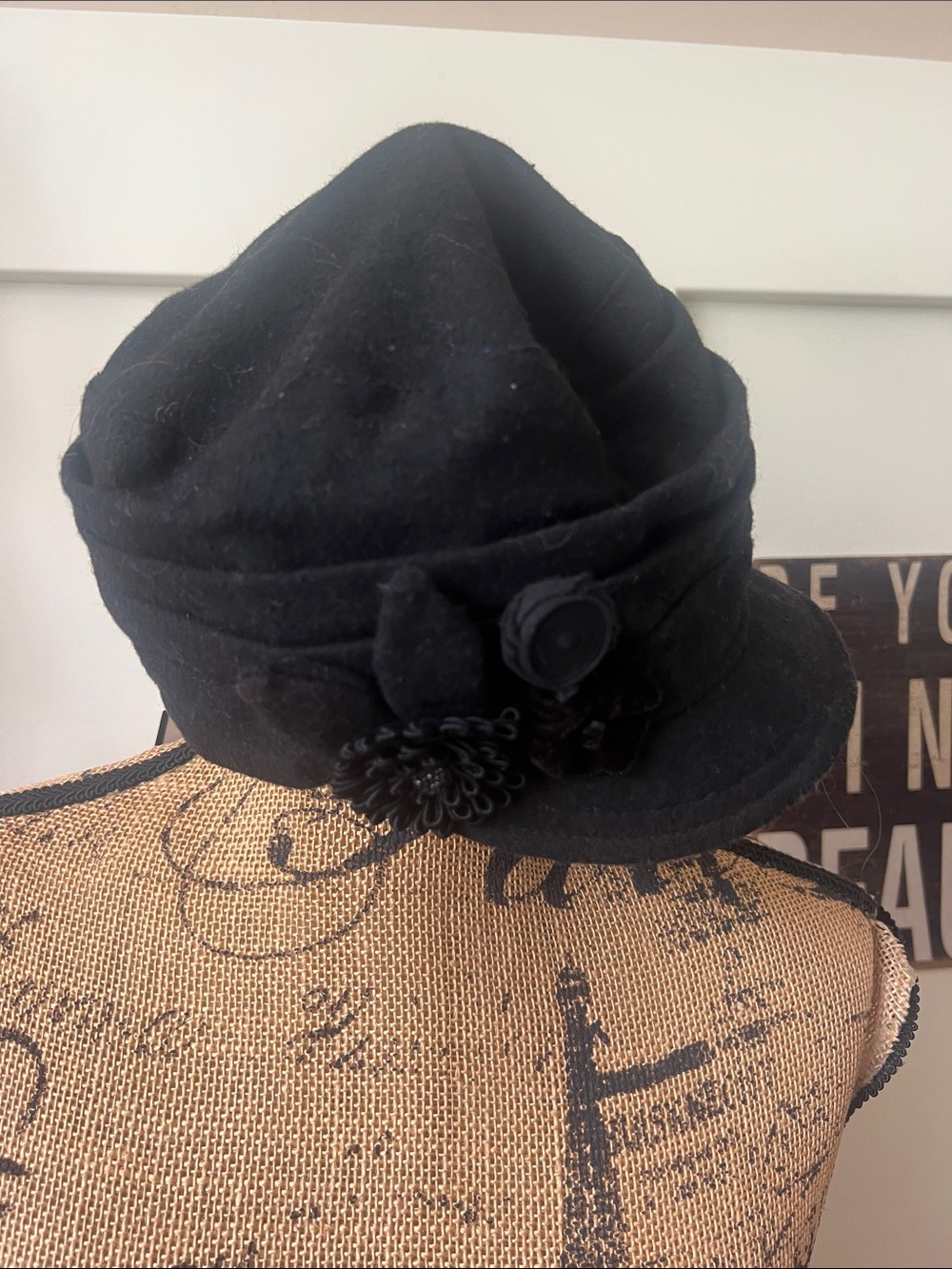 Nine West Black Wool Decorative Women's Cap